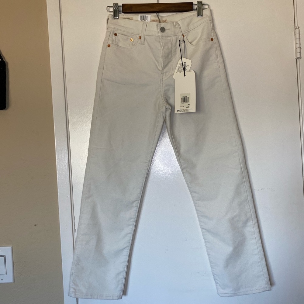 Levis Cordoroy White Wedgie Straight
